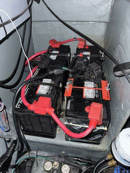 2004 Sea Ray 320 Sun Dancer