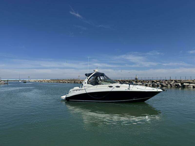 2004 Sea Ray 320 Sun Dancer