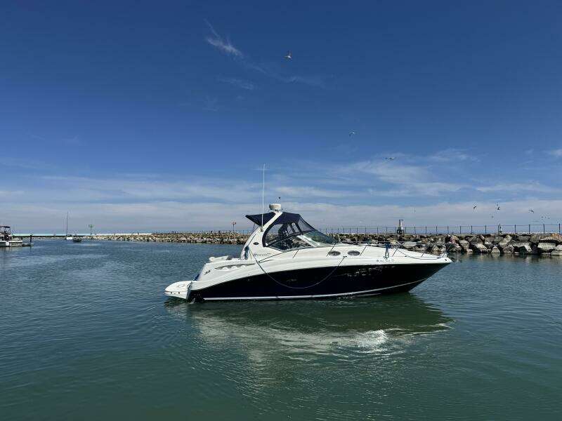 2004 Sea Ray 320 Sun Dancer