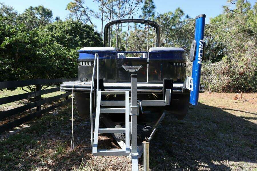 2021 Bennington RX25 Sport