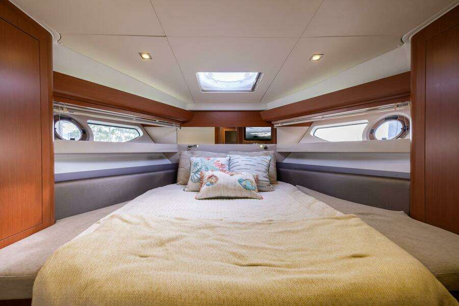 2014 Beneteau Gran Turismo 44