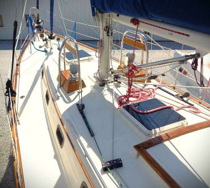 1998 Pacific Seacraft 34