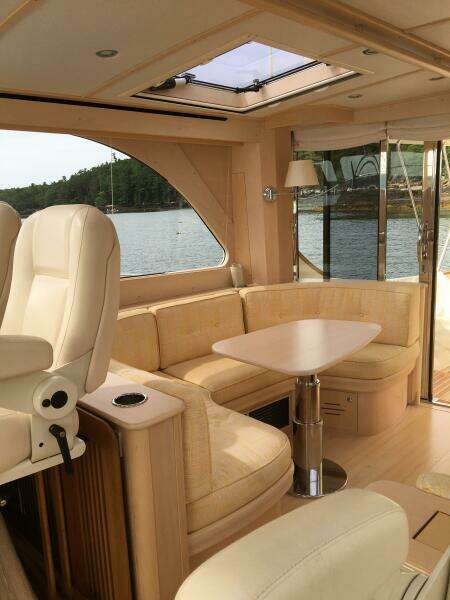 2013 Hinckley Talaria