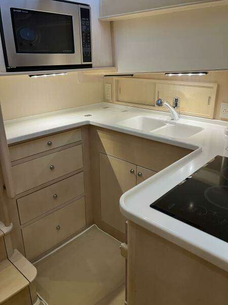 2013 Hinckley Talaria