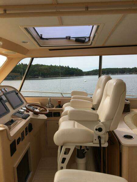 2013 Hinckley Talaria