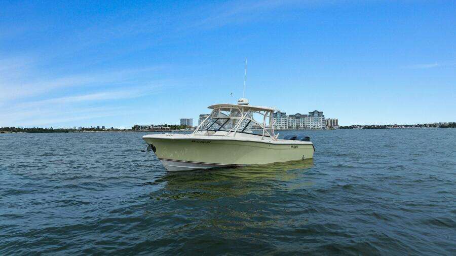 2016 Grady White 28 Freedom