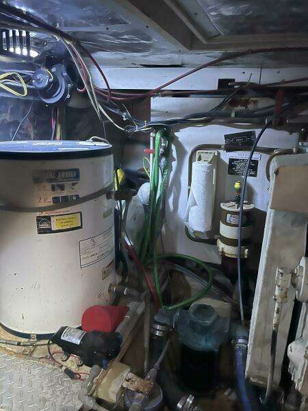 1990 Jefferson 43 Sundeck