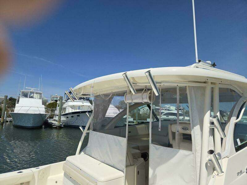 2013 Pursuit 345 Offshore