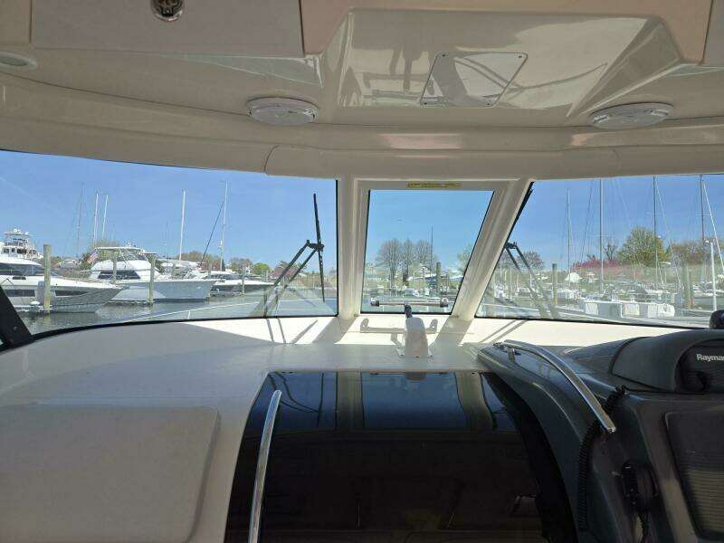 2013 Pursuit 345 Offshore