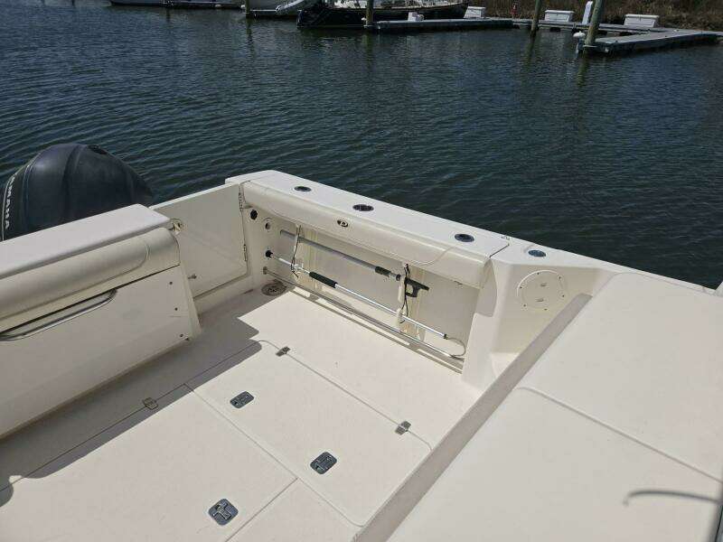 2013 Pursuit 345 Offshore