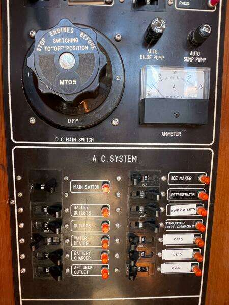 1987 Albin 43 Sundeck