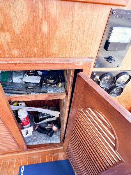 1987 Albin 43 Sundeck