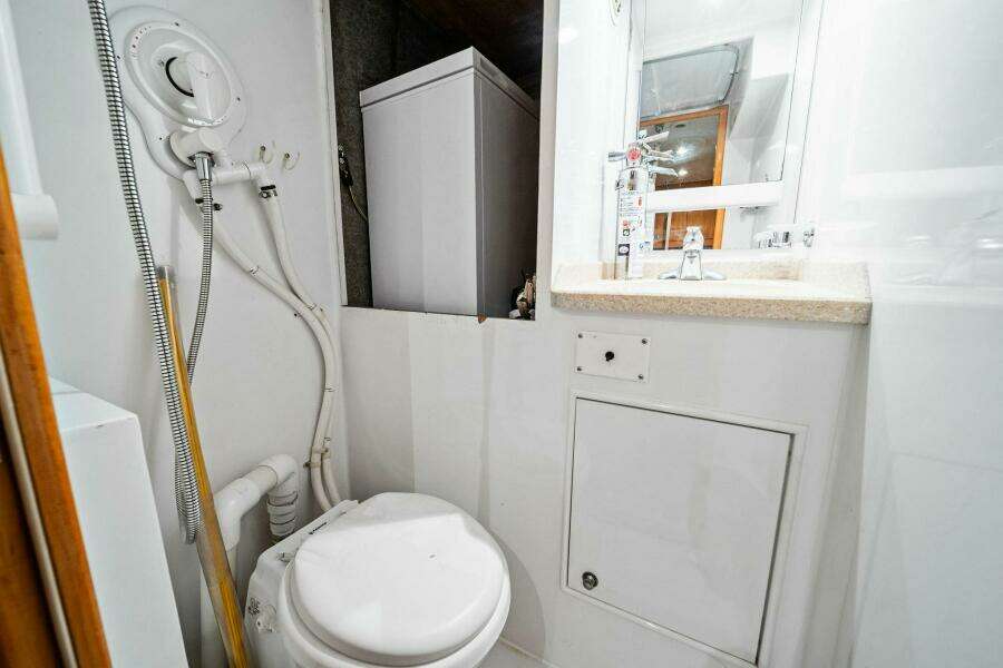 1999 Buddy Davis 52 Express 'Miss Josie'