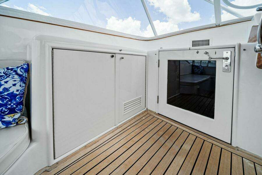 1999 Buddy Davis 52 Express 'Miss Josie'