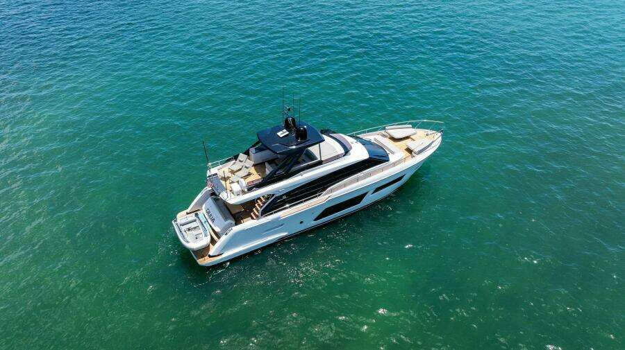2023 Ferretti Yachts 670