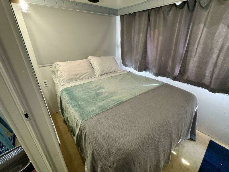 1987 Gibson 14 x 50 Standard