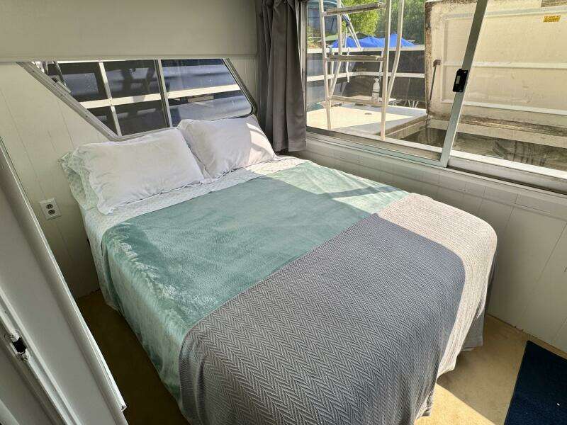 1987 Gibson 14 x 50 Standard