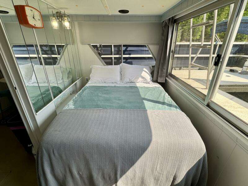 1987 Gibson 14 x 50 Standard