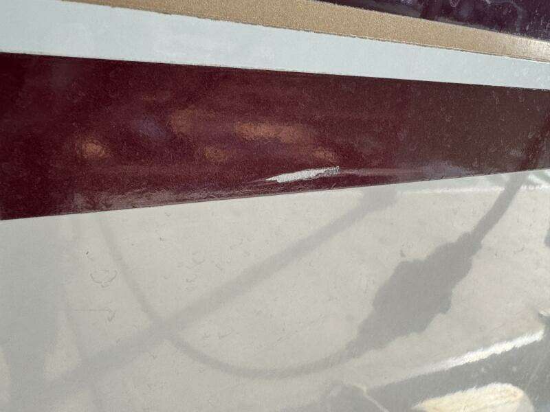 1994 Chaparral Signature 27 Cabin Cruiser