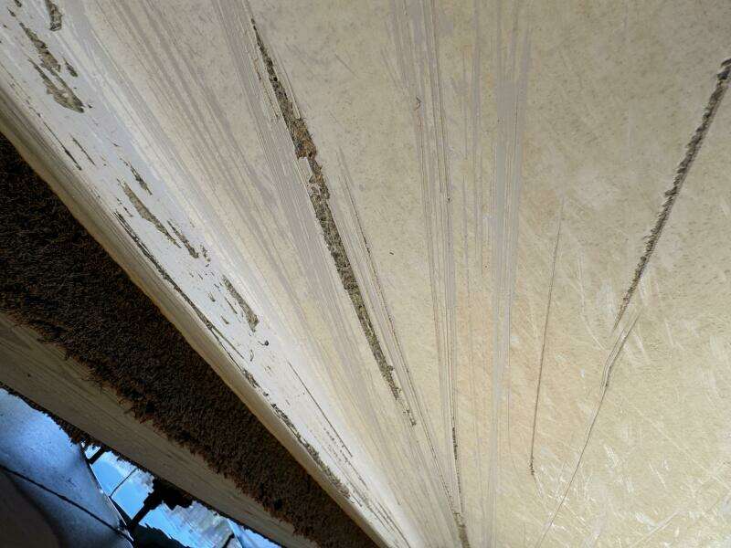 1994 Chaparral Signature 27 Cabin Cruiser