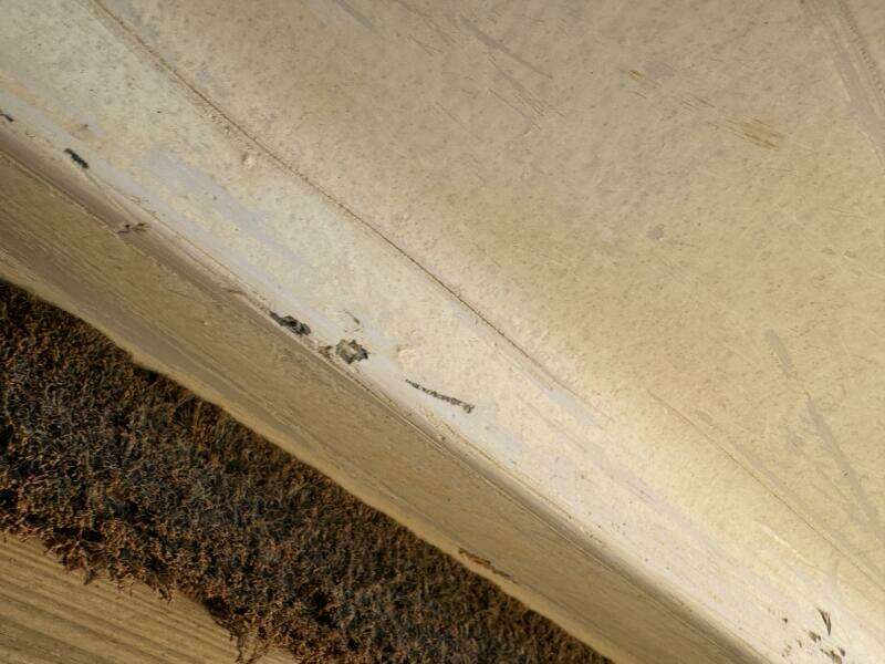 1994 Chaparral Signature 27 Cabin Cruiser