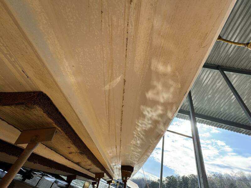 1994 Chaparral Signature 27 Cabin Cruiser