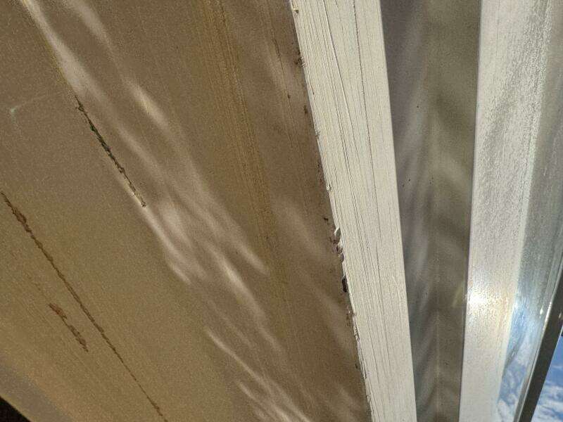 1994 Chaparral Signature 27 Cabin Cruiser