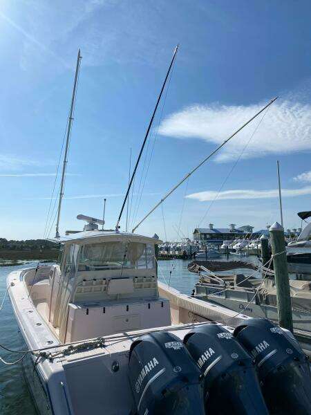 2014 Grady-White Canyon 376