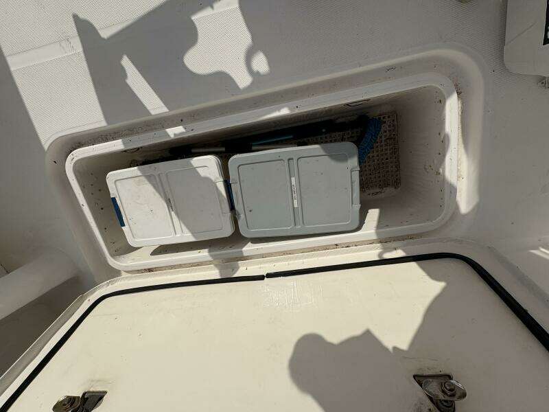 2005 Luhrs 41 Convertible "Rabbit Hole"