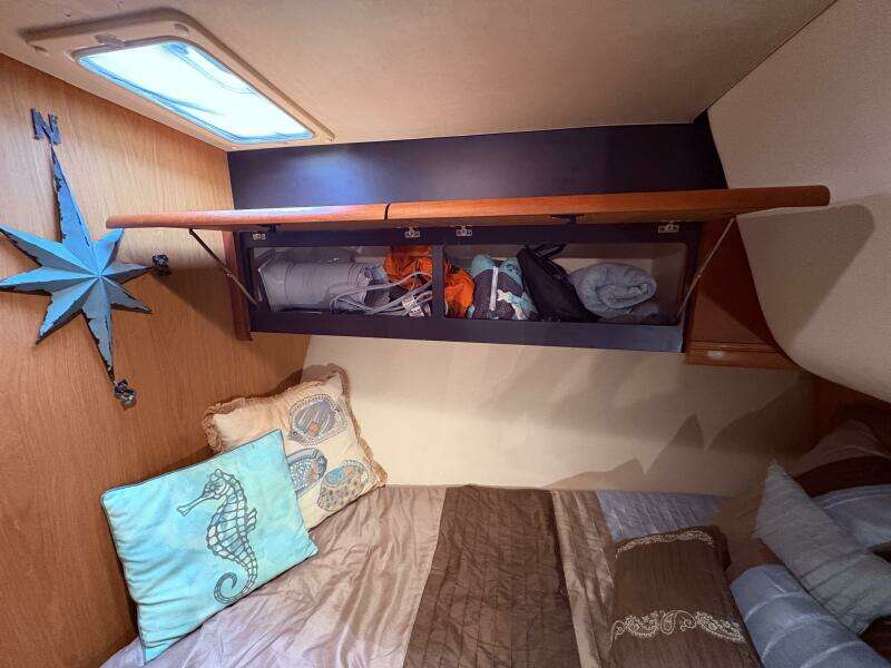 2005 Luhrs 41 Convertible "Rabbit Hole"