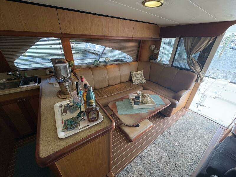2005 Luhrs 41 Convertible "Rabbit Hole"