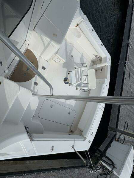2005 Luhrs 41 Convertible "Rabbit Hole"