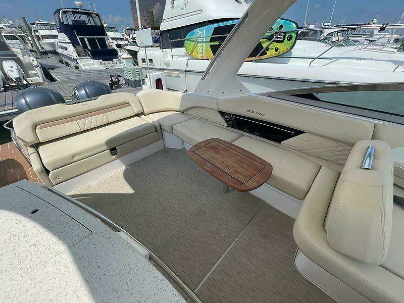 2018 Regal 33 OBX