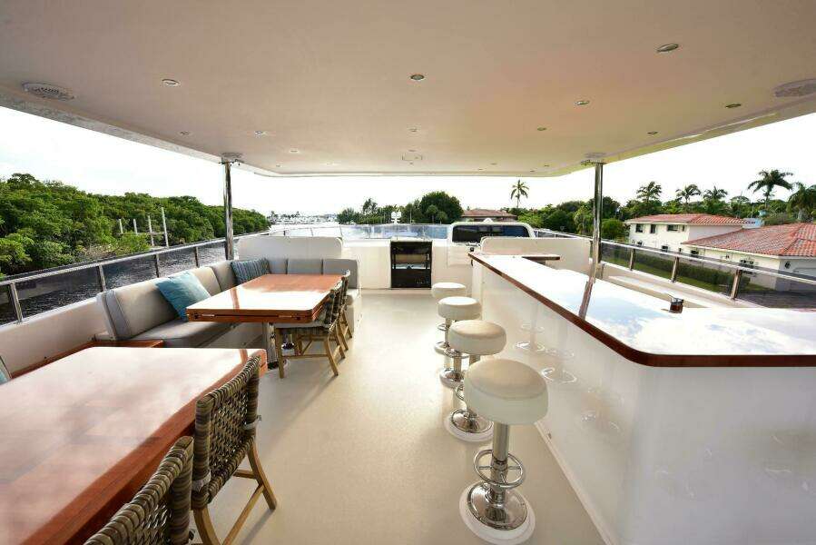 2016 Hargrave Raised Pilothouse