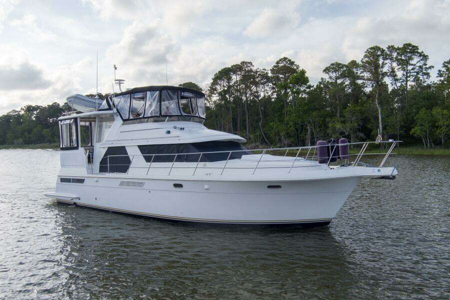 1997 44 Carver 445 Zodiac Gypsea Profile