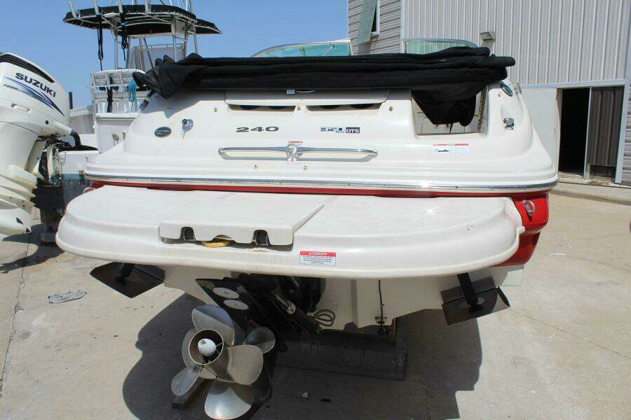 2008 Sea Ray 240 Sundeck