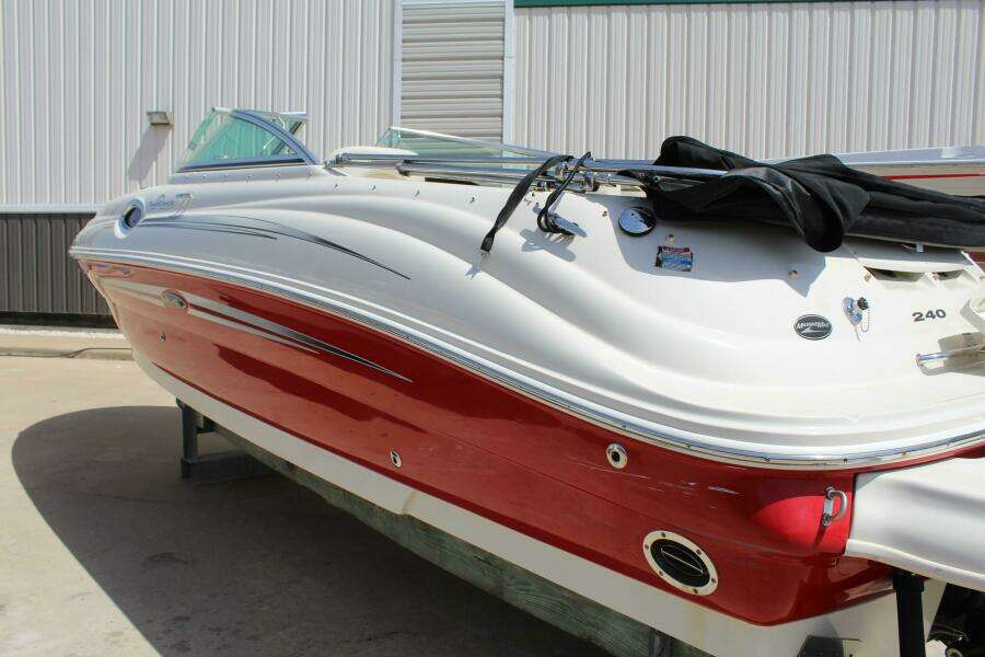 2008 Sea Ray 240 Sundeck