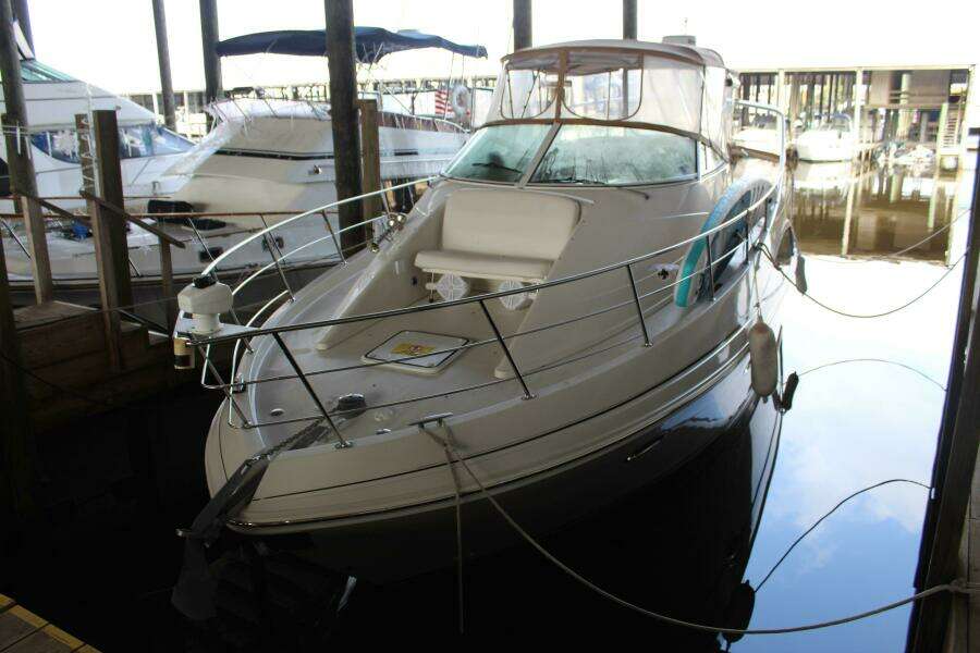 2004 Carver 360 Mariner