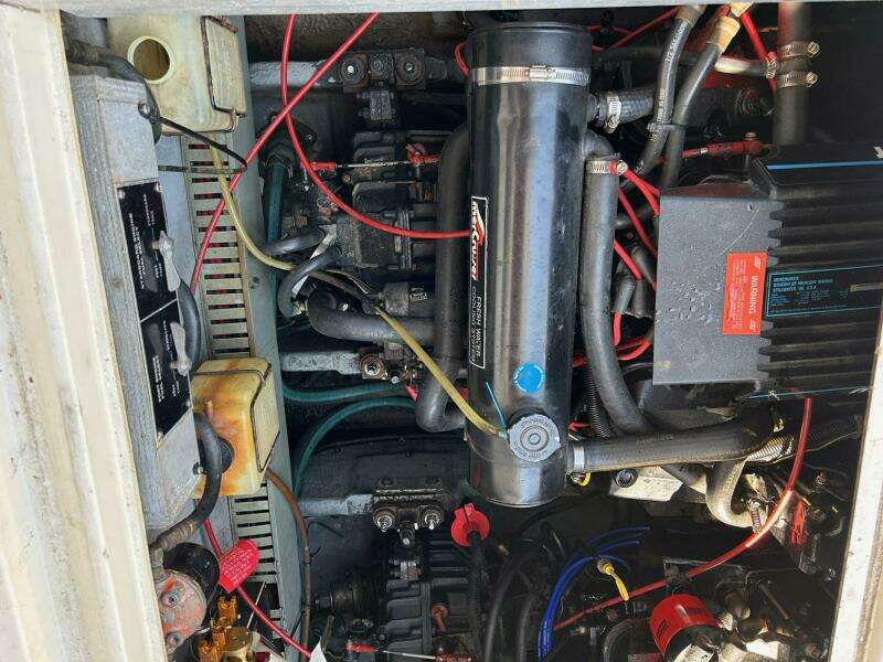 1994 Sea Ray 370 Sundancer