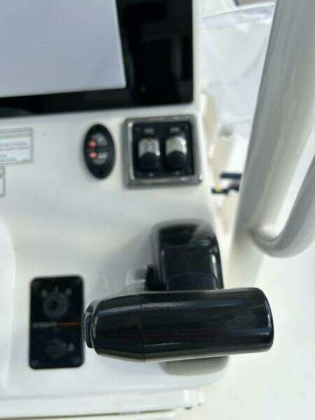 2017 Pathfinder 2200 TRS