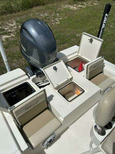 2017 Pathfinder 2200 TRS