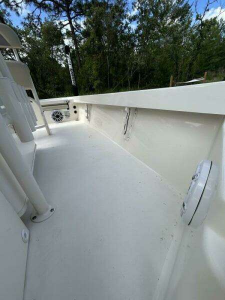 2017 Pathfinder 2200 TRS