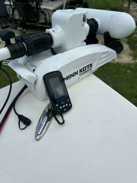 2017 Pathfinder 2200 TRS