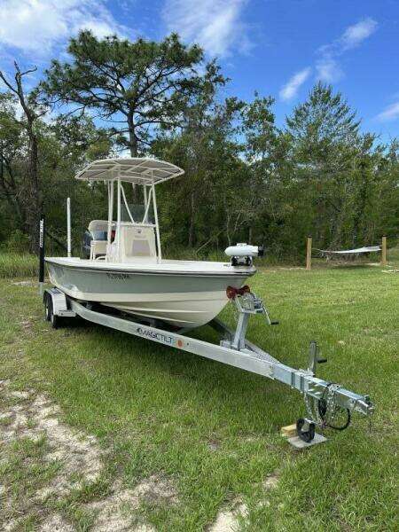 2017 Pathfinder 2200 TRS