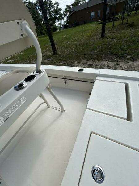 2017 Pathfinder 2200 TRS