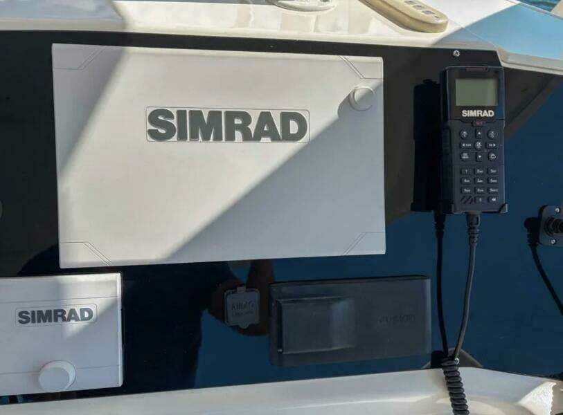 2003 Silverton 42 Convertible