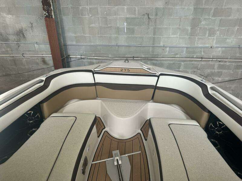 2022 Yamaha Boats 275 SD