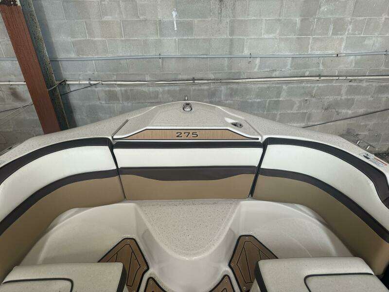 2022 Yamaha Boats 275 SD