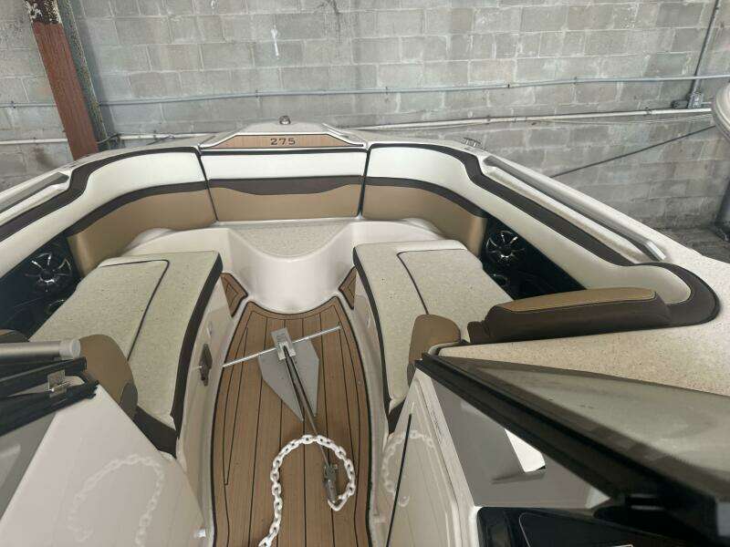 2022 Yamaha Boats 275 SD