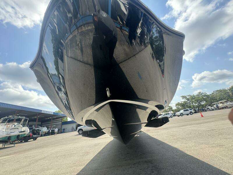 2022 Yamaha Boats 275 SD